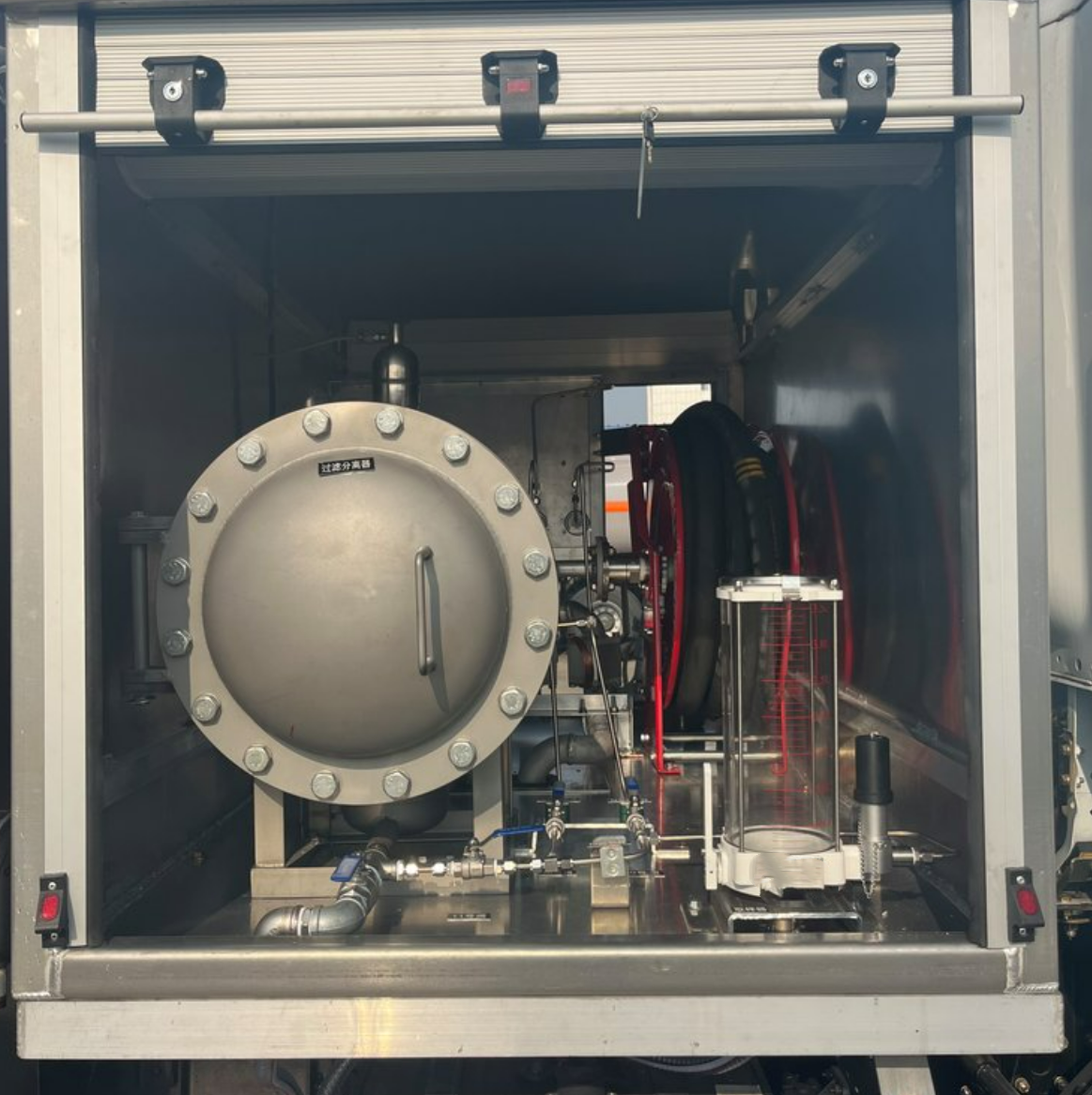 飛機加油車用過濾分離器-新鄉(xiāng)伊卡過濾-加油車用過濾器